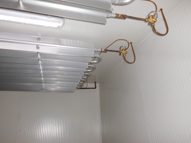 冷藏庫鋁排管的優(yōu)勢 鋁排管冷庫怎么做